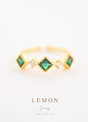 Срібна каблучка s 925 в позолоті au 585 « 3 зелених камня смарагд»