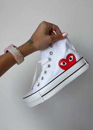 Converse comme des garçons play white hight жіночі білі високі кеди конверс з сердечком на високій підошві белые высокие кеды на высокой платформе