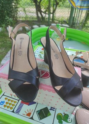 Босоніжки t. taccardi