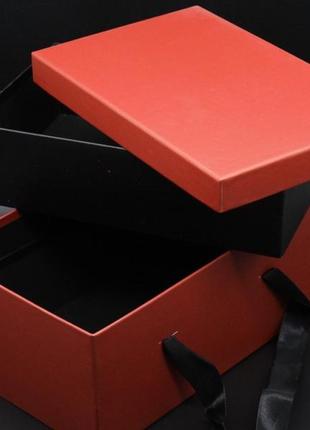 Коробки для цветов двойное дно. цвет красный. 28х18х16см /