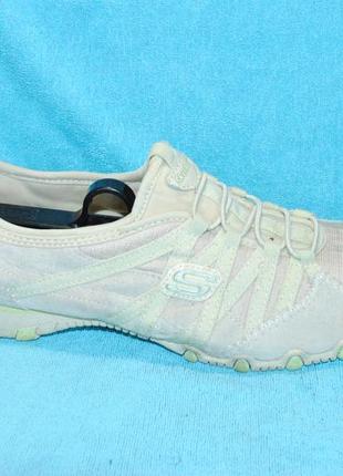 Skechers кросівки 39 розмір