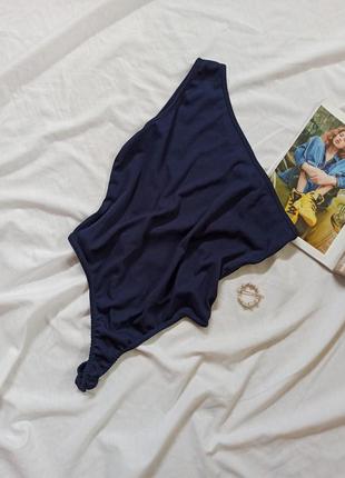 Синій боді в рубчик на одне плече