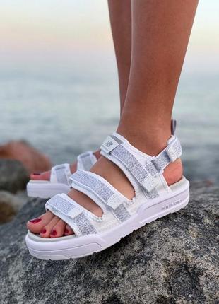 Жіночі сандалі new balance sandals білі рефлектив8 фото