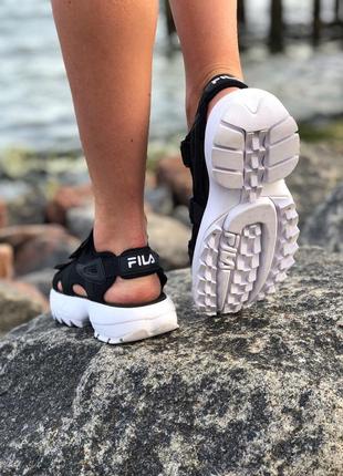 Женские сандалии fila black white sandals черные с белым / smb10 фото