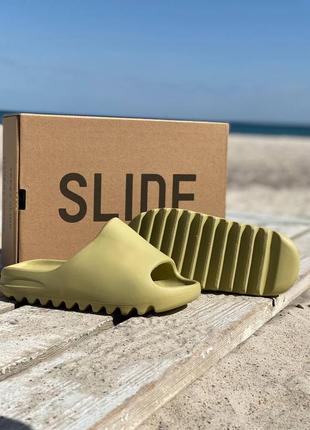 Жіночі шльопанці adidas yeezy slide resin sale знижка / smb