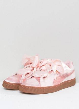 Оригинальные велюровые кеды puma velvet basket heart trainers, размер 361 фото