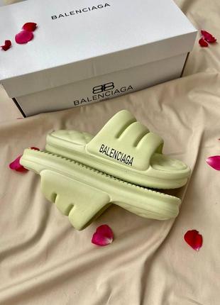 💚 жіночі оливкові шльопанці balenciaga puffy slides на весну літо осінь | жіночі оливкові шльопанці тапочки на весну літо осінь
