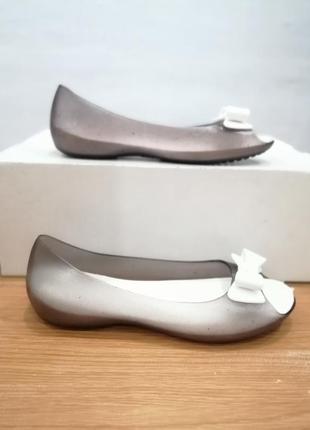 Женские балетки