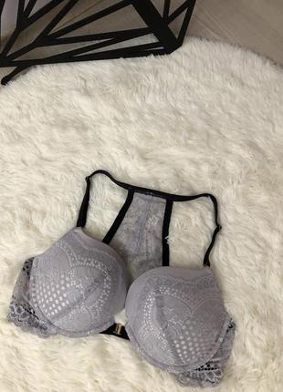 Бюстгальтер