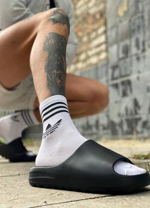 Шльопанці adidas yeezy slide black — цена 1395 грн в каталоге
