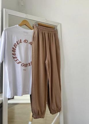 Комфортний спортивний костюм oversize