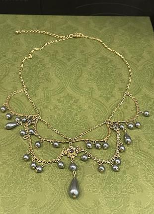 Дуже красиве прикраса на шию