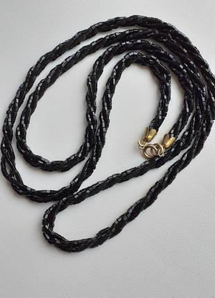 Ожерелье из бисера