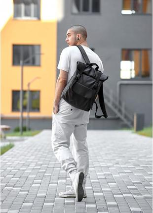 Чоловічий рюкзак чорний рол