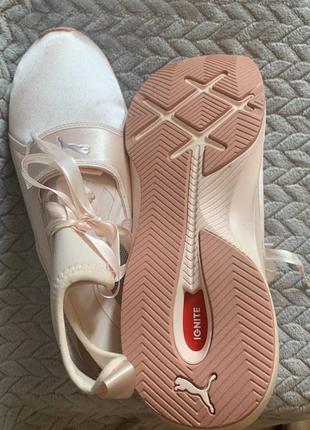 Кросівки puma phenom satin en pointe5 фото