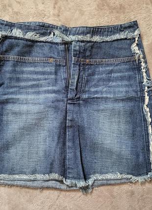 Жіноча спідниця