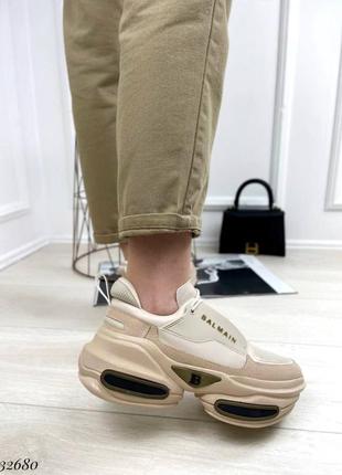Бежеві кросівки на високій підошві танкетці платформі масивної об'ємні8 фото