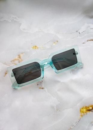 Блакитні сонцезахисні окуляри 🦋