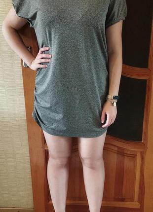 Стильне спортивне сукня туніка