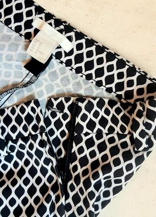 Летние штаны h&m швеция черно белая решетка с молнией на боку размер 484 фото