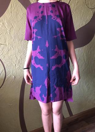 Красивое платье нежнейшая ткань