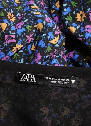 Платье с подплечниками в цветочный принт от zara5 фото