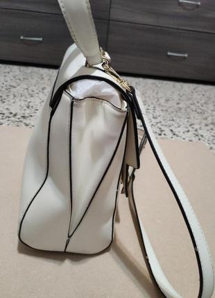 Женская сумка love moschino итальялия.4 фото