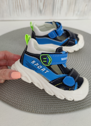 Босоніжки дитячі