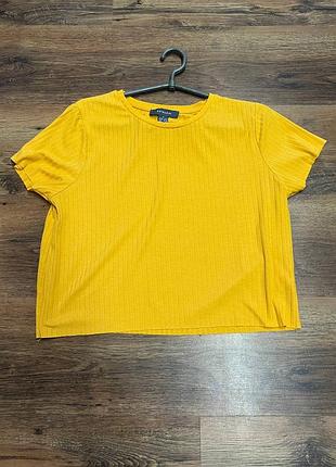 Супер стильна футболка гірчична