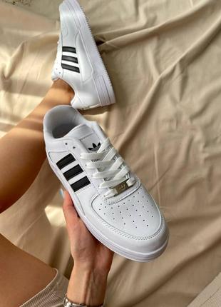 Adidas dass-ler white black новинка брендові жіночі кросівки адідас легкі білі з чорним смужками жіночі легкі білі кросівки4 фото