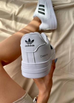 Adidas dass-ler white black новинка брендові жіночі кросівки адідас легкі білі з чорним смужками жіночі легкі білі кросівки8 фото