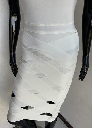 Missguided супер эффектное бандажное платье с утяжкой9 фото