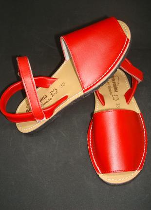 Босоножки кожаные для девочки menorquina испания