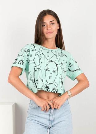 Стильний бірюзовий топ футболка з малюнком принтом дівчина