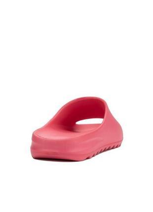 Женские шлепанцы adidas yeezy slide молочные3 фото