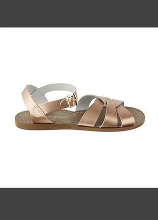 Сандалі, шкіряні