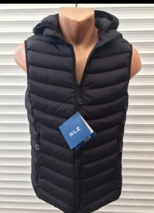 Безрукавка жилетка