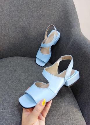 Босоніжки колір на вибір