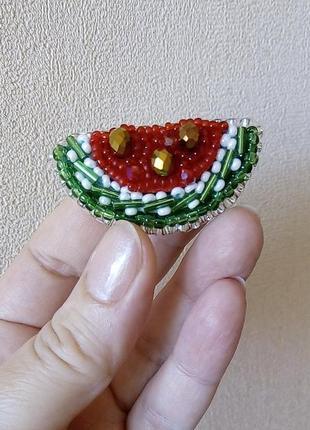 Брошь долька арбуза для сладких и нежных модниц.