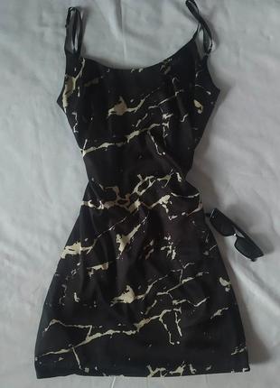 Плаття чорне missguided