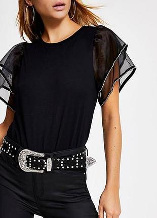 Шикарная футболка с объемными рукавами из органзы и с камнями river island 10-ка. 38р