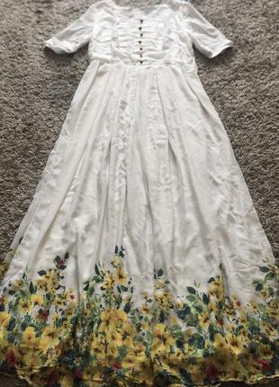 Жіноче плаття