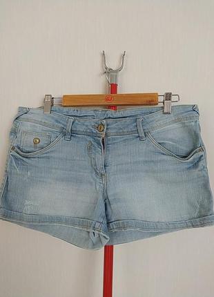 Шорти