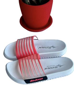 Тапки шлепки bona шлепанцы небоьшой дефект