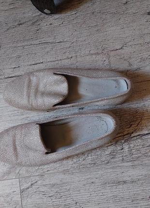 Туфлі. макасини. кеди. балетки. 39-40 р.