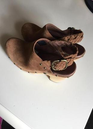 Сабо ugg 4