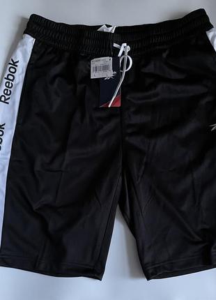 Reebok essentials shorts