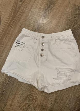 Шорты джинсовые