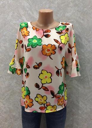 Блуза в цветы с воланами размер s,l,xl