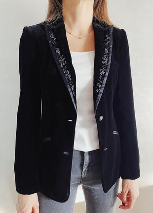 Шикарный чёрный велюровый пиджак laura ashley